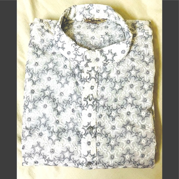 Men_Chikankari kurta_cotton base